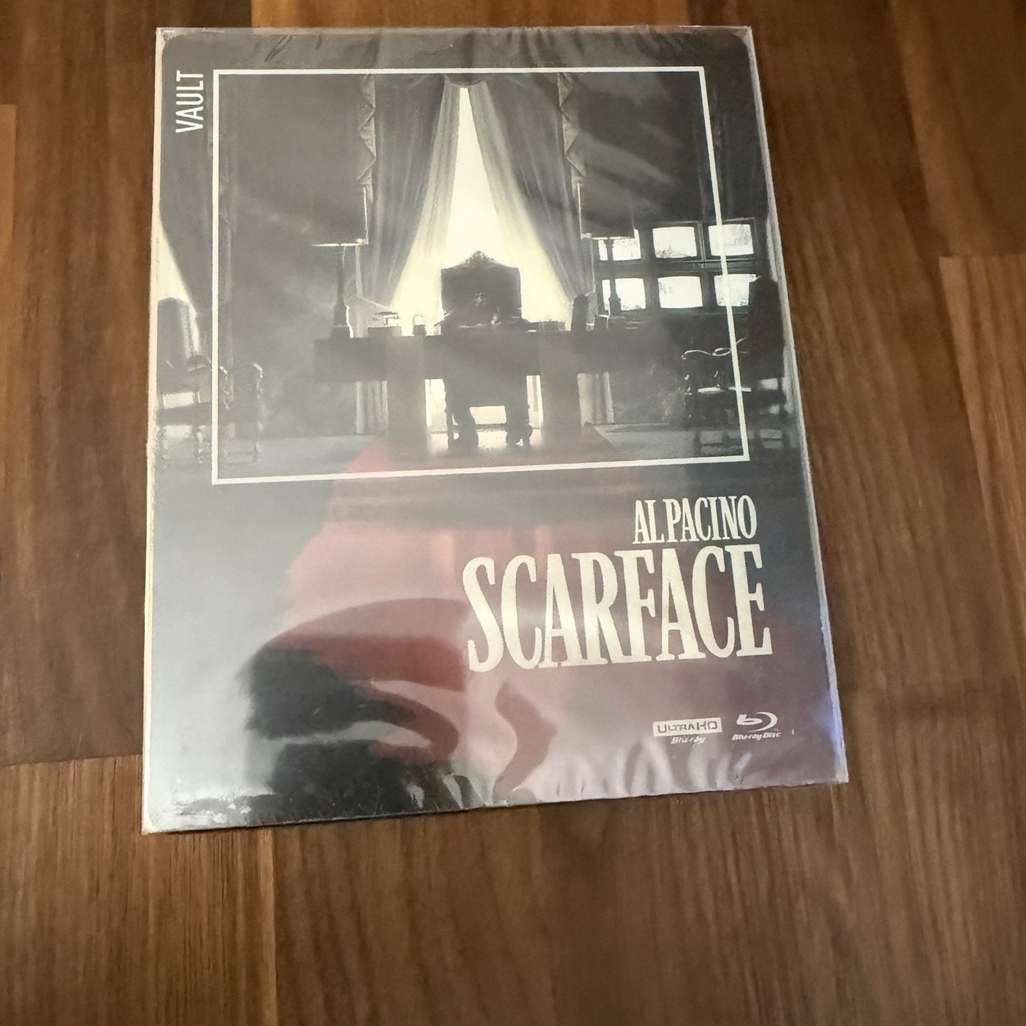 Scarface w. Film Vault Edition Steelbook (4K UHD + Blu-ray, Import, Region Free)